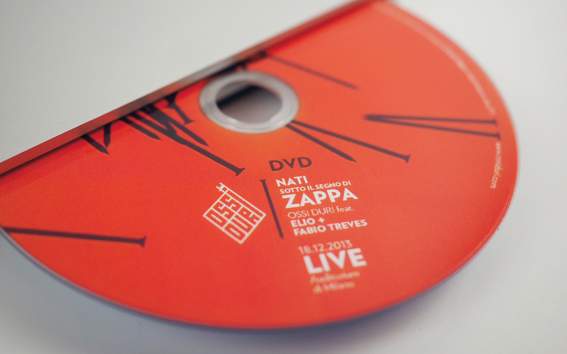 zappa-slide-04.jpg